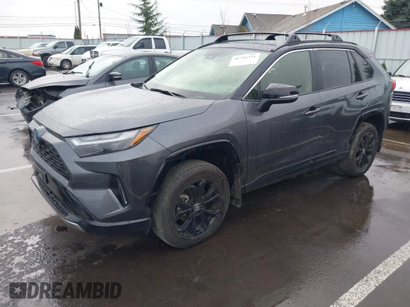 2024 Toyota RAV4 Hybrid XSE with VIN JTME6RFV3RD560533, listed as a IAAI auction lot 41756351 with 1 mi miles. Bid and sale history available at carsss.com. Image 18.