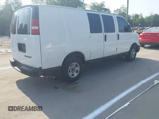 2005 Chevrolet Express Cargo with VIN 1GCFG15X251132972, listed as a IAAI auction lot 42661000 with 286,090 mi miles and . Bid and sale history available at DreamBid. Image 4.
