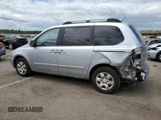 2007 Kia Sedona with VIN KNDMB133076135686, listed as a Copart auction lot 61406634 with 121,909 mi miles and Non Repairable. Bid and sale history available at carsss.com. Image 2.