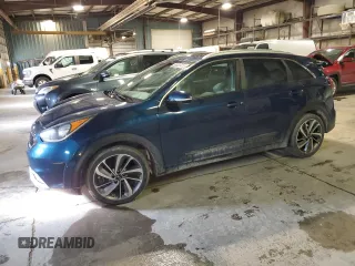 2019 Kia Niro Touring with VIN KNDCE3LC3K5233334, listed as a Copart auction lot 50331415 with 121,827 mi miles and Salvage Title. Bid and sale history available at carsss.com. Image 1.