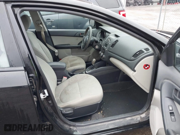 2012 Kia Forte EX with VIN KNAFU4A20C5603766, listed as a IAAI auction lot 41655214 with 127,402 mi miles. Bid and sale history available at carsss.com. Image 5.