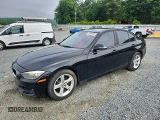 2014 BMW 3 Series 320i xDrive z VIN WBA3C3C5XEF985633, wystawiony jako Copart lot #58906005 z przebiegiem 83 608 mil mil oraz Szkoda całkowita • Salvage title. Historia ofert i sprzedaży dostępna na DreamBid. Obrazek 1.