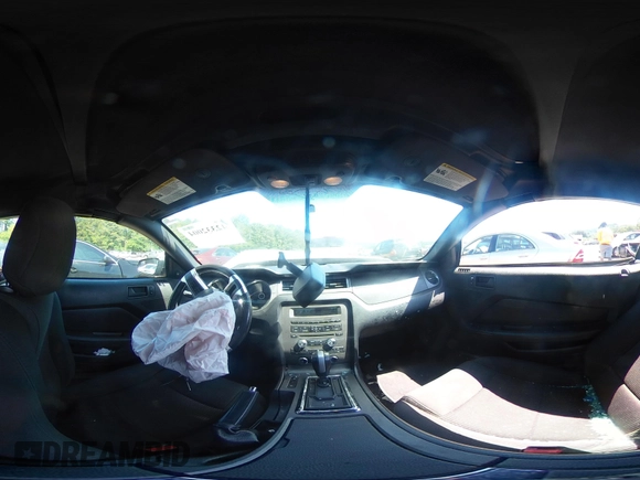 2014 Ford Mustang V6 с VIN 1ZVBP8EM9E5314011, выставлен на аукционе IAAI как лот 42332004 с пробегом 133 361 миль миль и . История ставок и продаж доступна на DreamBid. Изображение 18.