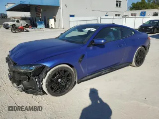 2022 BMW M4 Competition xDrive with VIN WBS43AZ0XNCK70739, listed as a Copart auction lot 82178264 with 10,019 mi miles and Salvage Title. Bid and sale history available at carsss.com. Image 1.