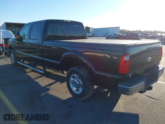 2011 Ford F-250 XL with VIN 1FT7W2A63BEC39043, listed as a IAAI auction lot 40421798 with 54,292 mi miles and . Bid and sale history available at carsss.com. Image 3.