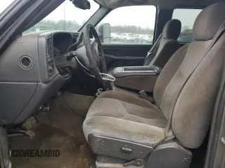 2006 Chevrolet Silverado 3500 DRW LT1 with VIN 1GCJK39DX6E261668, listed as a Copart auction lot 85795364 with 291,246 mi miles and Salvage Title. Bid and sale history available at carsss.com. Image 7.
