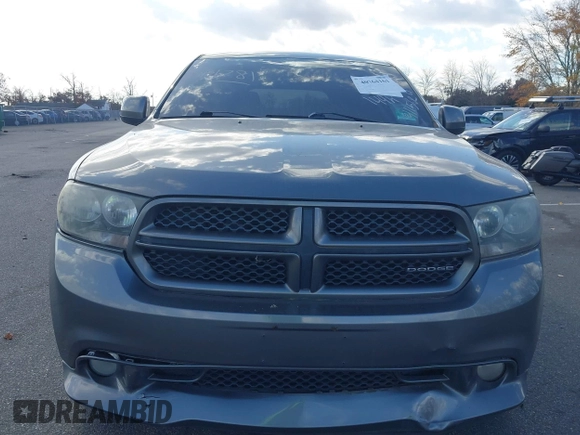 2011 Dodge Durango Heat with VIN 1D4RE3GG8BC733088, listed as a IAAI auction lot 40764161 with 149,846 mi miles. Bid and sale history available at carsss.com. Image 12.
