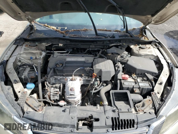 2013 Honda Accord LX z VIN 1HGCR2F30DA089005, wystawiony jako Copart lot #55867955 z przebiegiem 205 258 mil mil oraz Czysty tytuł • Clean title. Historia ofert i sprzedaży dostępna na DreamBid. Obrazek 11.
