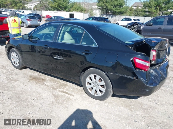 2009 Toyota Camry with VIN 4T1BE46K89U358717, listed as a IAAI auction lot 41995381 with 166,935 mi miles. Bid and sale history available at carsss.com. Image 3.