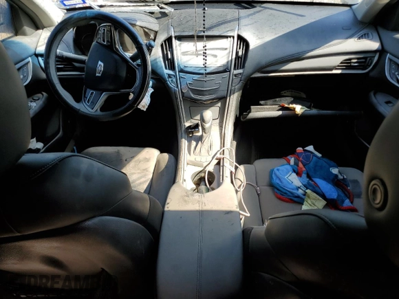 2018 Cadillac ATS RWD z VIN 1G6AA5RX1J0125821, wystawiony jako Copart lot #52019835 z przebiegiem Nie podano mil oraz Szkoda całkowita • Salvage title. Historia ofert i sprzedaży dostępna na DreamBid. Obrazek 8.