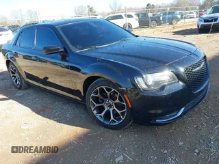 2015 Chrysler 300 with VIN 2C3CCABG0FH853608, listed as a IAAI auction lot 41523060 with 91,153 mi miles. Bid and sale history available at carsss.com. Image 1.