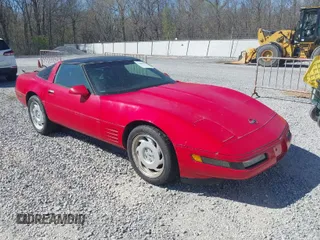 1992 Chevrolet Corvette with VIN 1G1YY23P6N5107198, listed as a IAAI auction lot 41881152 with 90,395 mi miles. Bid and sale history available at carsss.com. Image 1.