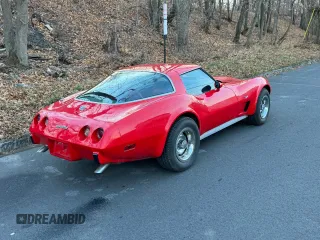 1978 Chevrolet Corvette z VIN 1Z87L8S437007, wystawiony jako Copart lot #89359805 z przebiegiem 84 490 mil mil oraz Czysty tytuł • Clean title. Historia ofert i sprzedaży dostępna na DreamBid. Obrazek 4.