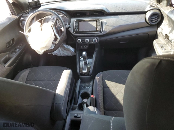 2018 Nissan Kicks S with VIN 3N1CP5CU9JL537963, listed as a Copart auction lot 51383295 with 81,856 mi miles and Salvage Title. Bid and sale history available at carsss.com. Image 8.