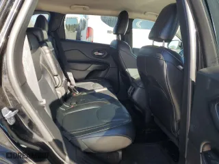 2015 Jeep Cherokee Latitude with VIN 1C4PJMCS6FW577881, listed as a Copart auction lot 44958775 with 111,273 mi miles and Salvage Title. Bid and sale history available at carsss.com. Image 10.