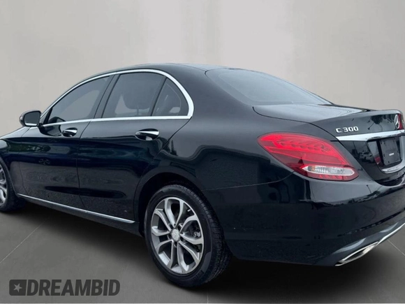 2017 Mercedes-Benz C 300 with VIN 55SWF4KB1HU189364, listed as a Copart auction lot 60695485 with 69,046 mi miles and Clean title. Bid and sale history available at DreamBid. Image 3.