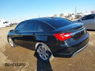 2011 Chrysler 200 Touring with VIN 1C3BC1FG2BN613385, listed as a IAAI auction lot 41381218 with 118,926 mi miles. Bid and sale history available at carsss.com. Image 14.