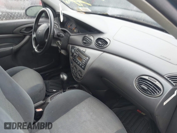 2000 Ford Focus ZX3 with VIN 3FAFP3131YR254186, listed as a IAAI auction lot 42049619 with Not provided miles and . Bid and sale history available at DreamBid. Image 5.
