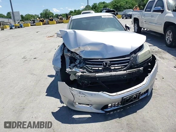 2013 Honda Accord LX z VIN 1HGCR2F36DA110827, wystawiony jako Copart lot #57913605 z przebiegiem 74 768 mil mil oraz Szkoda całkowita • Salvage title. Historia ofert i sprzedaży dostępna na DreamBid. Obrazek 14.