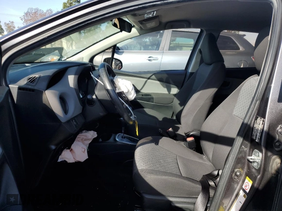 2015 Toyota Yaris L with VIN VNKKTUD33FA039266, listed as a Copart auction lot 47267365 with 76,918 mi miles and Non Repairable. Bid and sale history available at DreamBid. Image 7.