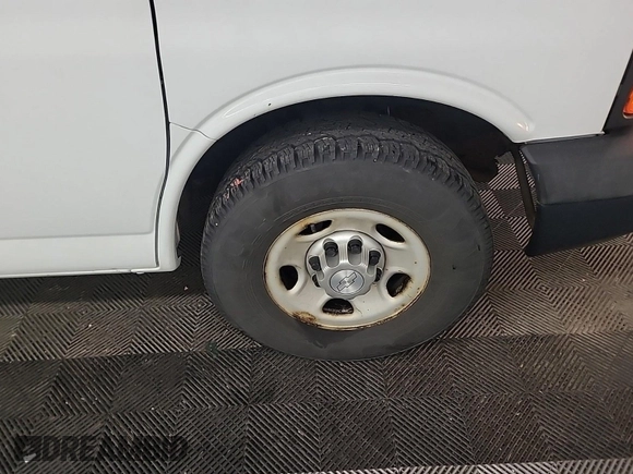2015 Chevrolet Express Cargo with VIN 1GCWGFCF9F1167047, listed as a IAAI auction lot 42666478 with 169,647 mi miles and . Bid and sale history available at DreamBid. Image 40.