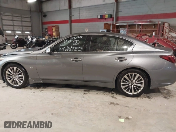 2018 Infiniti Q50 Luxe with VIN JN1EV7AP9JM366158, listed as a IAAI auction lot 41624764 with 76,550 mi miles and . Bid and sale history available at DreamBid. Image 14.