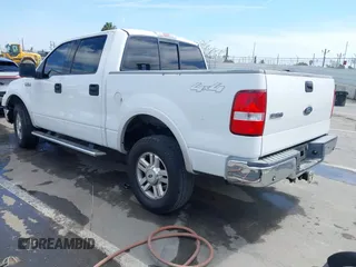2004 Ford F-150 XLT with VIN 1FTPW14584FA24705, listed as a IAAI auction lot 41883212 with 172,251 mi miles. Bid and sale history available at carsss.com. Image 3.
