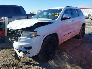 2017 Jeep Grand Cherokee Overland with VIN 1C4RJECG0HC636342, listed as a IAAI auction lot 41139209 with 145,760 mi miles. Bid and sale history available at carsss.com. Image 17.
