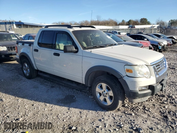 2008 Ford Explorer Sport Trac XLT z VIN 1FMEU31E88UA34709, wystawiony jako Copart lot #84161984 z przebiegiem Nie podano mil oraz Czysty tytuł • Clean title. Historia ofert i sprzedaży dostępna na DreamBid. Obrazek 4.