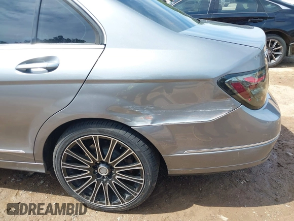 2008 Mercedes-Benz C 300 Sport with VIN WDDGF54X28F058210, listed as a IAAI auction lot 42040103 with 172,433 mi miles and . Bid and sale history available at DreamBid. Image 6.