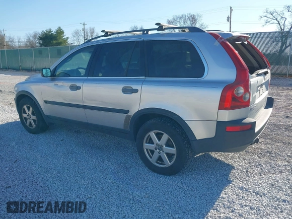 2006 Volvo XC90 2.5L Turbo with VIN YV4CZ592661278664, listed as a IAAI auction lot 41696894 with 182,329 mi miles. Bid and sale history available at carsss.com. Image 3.