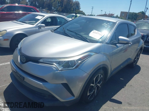 2018 Toyota C-HR XLE z VIN NMTKHMBX2JR057798, wystawiony jako IAAI lot #42327724 z przebiegiem 115 715 mil mil oraz . Historia ofert i sprzedaży dostępna na DreamBid. Obrazek 16.