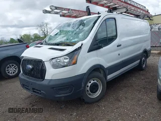 2021 Ford Transit Cargo z VIN 1FTYE1Y86MKA71783, wystawiony jako IAAI lot #42183454 z przebiegiem 53 405 mil mil oraz . Historia ofert i sprzedaży dostępna na DreamBid. Obrazek 18.