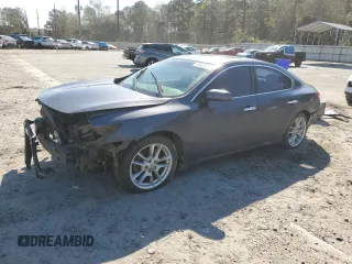 2010 Nissan Maxima S z VIN 1N4AA5AP8AC824635, wystawiony jako Copart lot #49434555 z przebiegiem Nie podano mil oraz Szkoda całkowita • Salvage title. Historia ofert i sprzedaży dostępna na DreamBid. Obrazek 1.