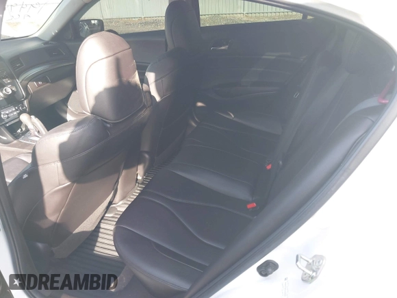 2019 Acura ILX with VIN 19UDE2F30KA000918, listed as a IAAI auction lot 41852271 with 74,037 mi miles. Bid and sale history available at carsss.com. Image 8.