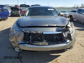 2016 Infiniti QX70 z VIN JN8CS1MW2GM751247, wystawiony jako Copart lot #44901785 z przebiegiem 83 920 mil mil oraz Szkoda całkowita • Salvage title. Historia ofert i sprzedaży dostępna na DreamBid. Obrazek 5.