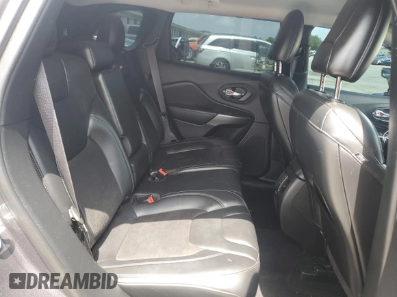 2020 Jeep Cherokee Latitude Plus z VIN 1C4PJMLB9LD551489, wystawiony jako Copart lot #61719825 z przebiegiem 114 053 mil mil oraz Szkoda całkowita • Salvage title. Historia ofert i sprzedaży dostępna na DreamBid. Obrazek 11.