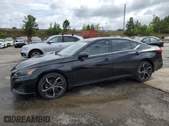 2023 Nissan Altima SR z VIN 1N4BL4CV9PN336716, wystawiony jako Copart lot #56193555 z przebiegiem 39 877 mil mil oraz Szkoda całkowita • Salvage title. Historia ofert i sprzedaży dostępna na DreamBid. Obrazek 1.