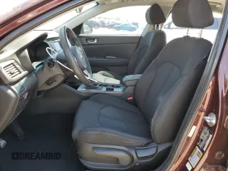 2017 Kia Optima LX z VIN 5XXGT4L33HG155090, wystawiony jako Copart lot #52758275 z przebiegiem 126 596 mil mil oraz Szkoda całkowita • Salvage title. Historia ofert i sprzedaży dostępna na DreamBid. Obrazek 7.