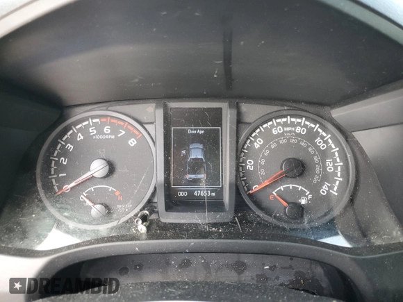 2022 Toyota Tacoma SR z VIN 3TYAX5GN2NT044041, wystawiony jako Copart lot #51705095 z przebiegiem 47 653 mil mil oraz Szkoda całkowita • Salvage title. Historia ofert i sprzedaży dostępna na DreamBid. Obrazek 9.