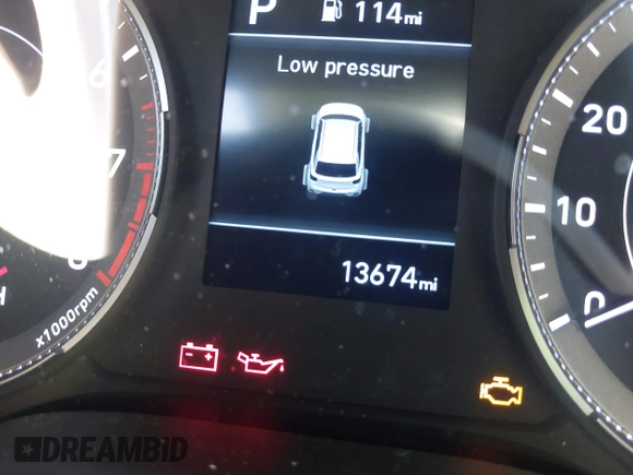 2022 Hyundai Venue SEL z VIN KMHRC8A33NU159516, wystawiony jako IAAI lot #42684907 z przebiegiem 13 674 mil mil oraz . Historia ofert i sprzedaży dostępna na DreamBid. Obrazek 16.