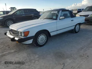1989 Mercedes-Benz 560 Series 560SL with VIN WDBBA48DXKA096297, listed as a Copart auction lot 75597074 with 70,152 mi miles and Salvage Title. Bid and sale history available at carsss.com. Image 1.