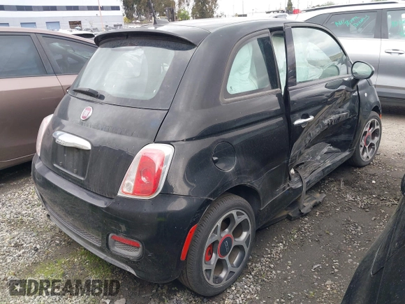 2016 FIAT 500 Sport z VIN 3C3CFFBR3GT133718, wystawiony jako IAAI lot #40791270 z przebiegiem 42 232 mil mil oraz . Historia ofert i sprzedaży dostępna na DreamBid. Obrazek 4.