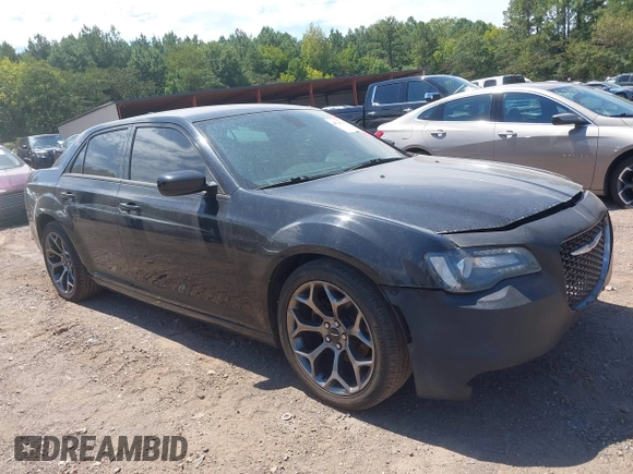 2015 Chrysler 300 with VIN 2C3CCABG1FH807740, listed as a IAAI auction lot 40246268 with 174,037 mi miles. Bid and sale history available at carsss.com. Image 1.