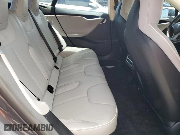 2014 Tesla Model S 60 with VIN 5YJSA1S13EFP63432, listed as a Copart auction lot 56706195 with 114,671 mi miles and Clean Title. Bid and sale history available at DreamBid. Image 10.