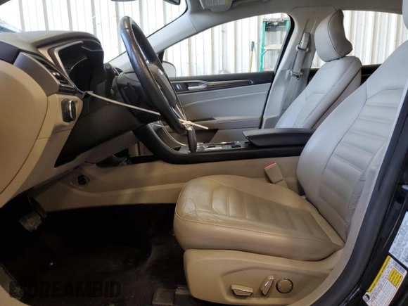 2017 Ford Fusion SE z VIN 3FA6P0H9XHR119202, wystawiony jako Copart lot #55774645 z przebiegiem 93 525 mil mil oraz Nie do naprawy • Non repairable. Historia ofert i sprzedaży dostępna na DreamBid. Obrazek 7.