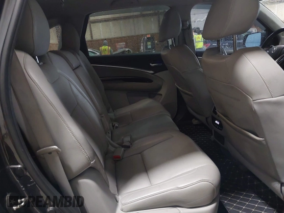 2016 Acura MDX w/Tech with VIN 5FRYD4H40GB017297, listed as a IAAI auction lot 41899975 with 95,757 mi miles. Bid and sale history available at carsss.com. Image 8.