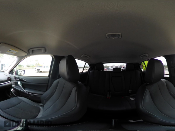 2023 Mitsubishi Eclipse Cross SE z VIN JA4ATWAA4PZ023125, wystawiony jako IAAI lot #42098853 z przebiegiem 15 511 mil mil oraz . Historia ofert i sprzedaży dostępna na DreamBid. Obrazek 19.