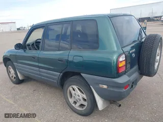 1998 Toyota RAV4 with VIN JT3GP10V5W0026814, listed as a IAAI auction lot 42003456 with 196,842 mi miles. Bid and sale history available at carsss.com. Image 3.