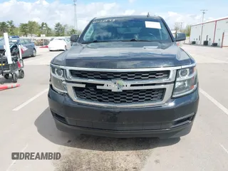 2019 Chevrolet Tahoe LT z VIN 1GNSKBKC6KR266831, wystawiony jako IAAI lot #42174593 z przebiegiem 103 199 mil mil oraz . Historia ofert i sprzedaży dostępna na DreamBid. Obrazek 12.